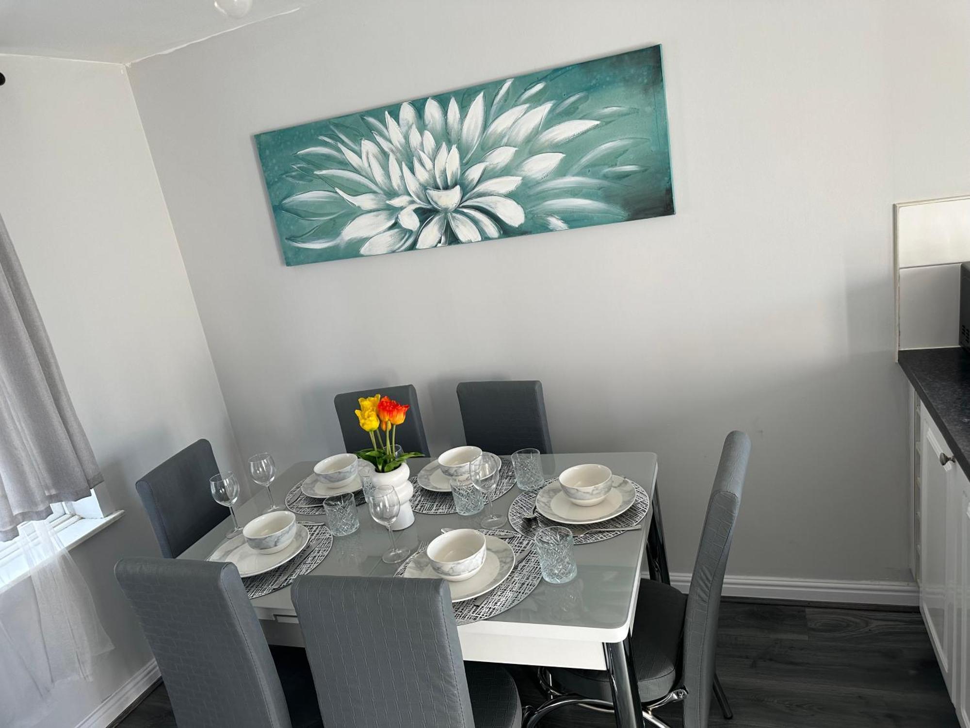 A Charming 3 Bed Home Next To Nec And Birmingham International Airport Marston Green Exteriör bild
