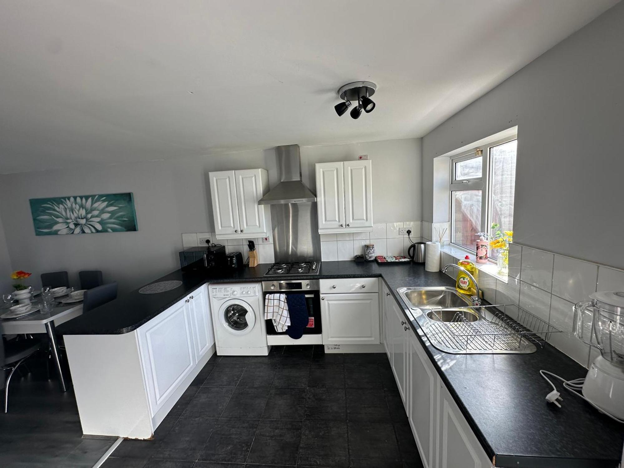 A Charming 3 Bed Home Next To Nec And Birmingham International Airport Marston Green Exteriör bild