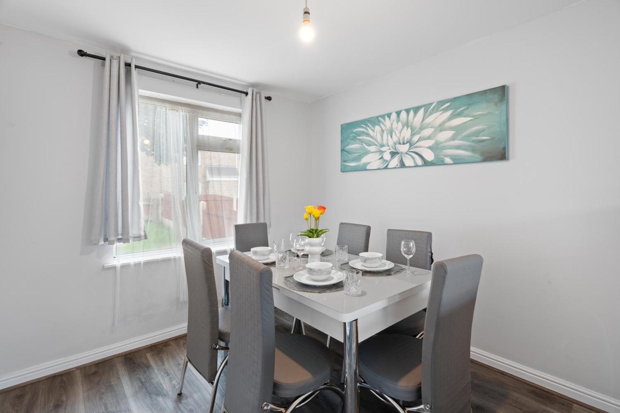 A Charming 3 Bed Home Next To Nec And Birmingham International Airport Marston Green Exteriör bild