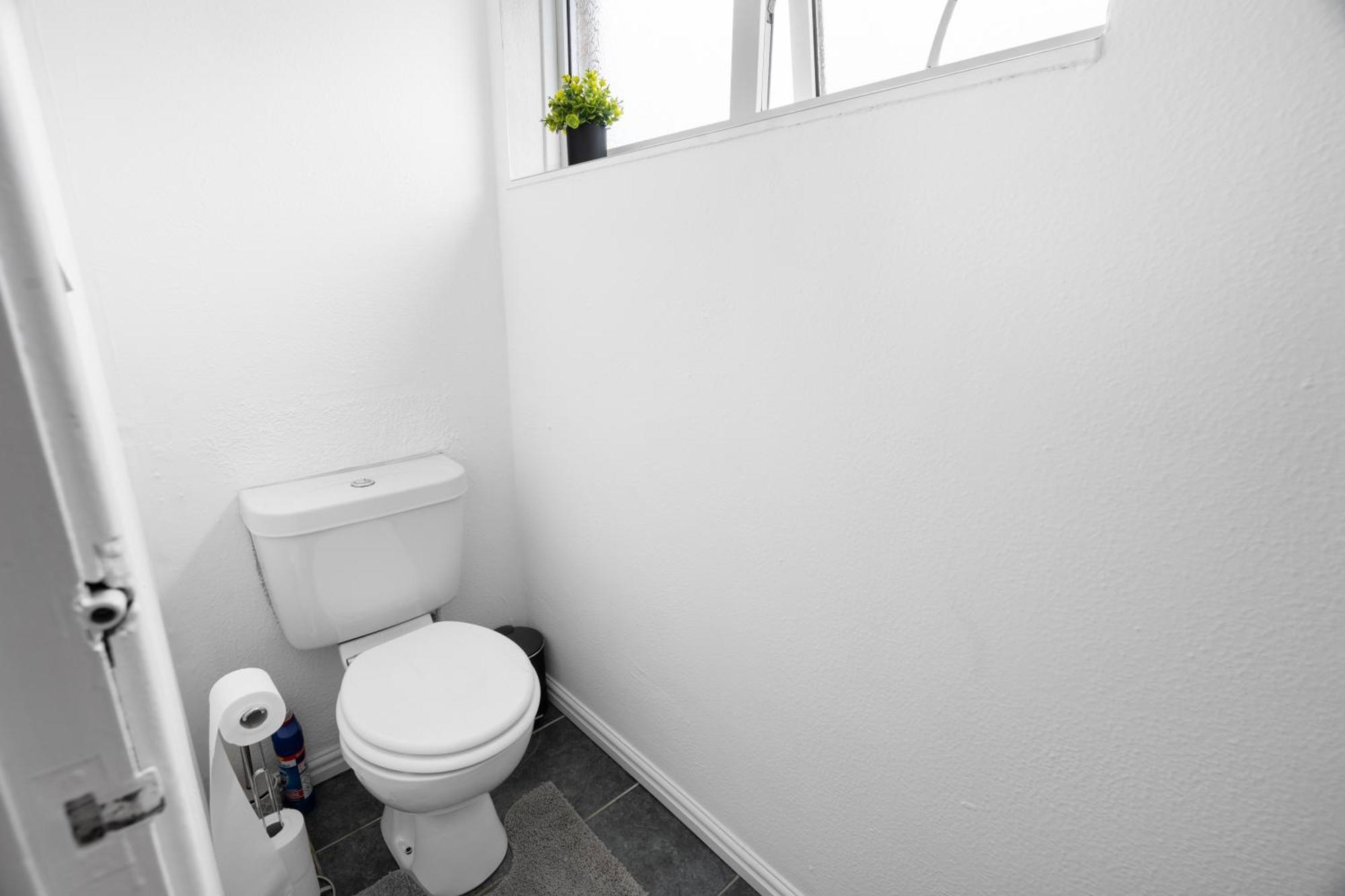 A Charming 3 Bed Home Next To Nec And Birmingham International Airport Marston Green Exteriör bild