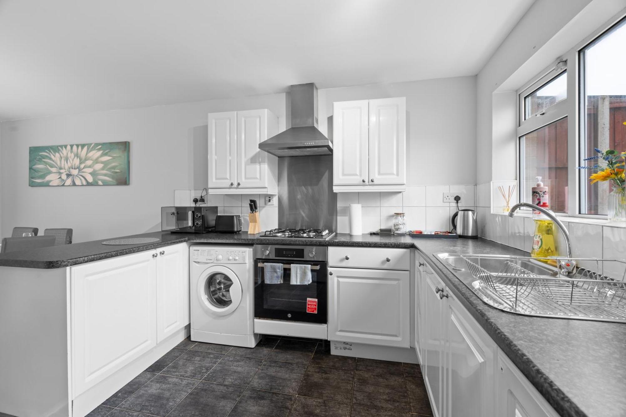 A Charming 3 Bed Home Next To Nec And Birmingham International Airport Marston Green Exteriör bild
