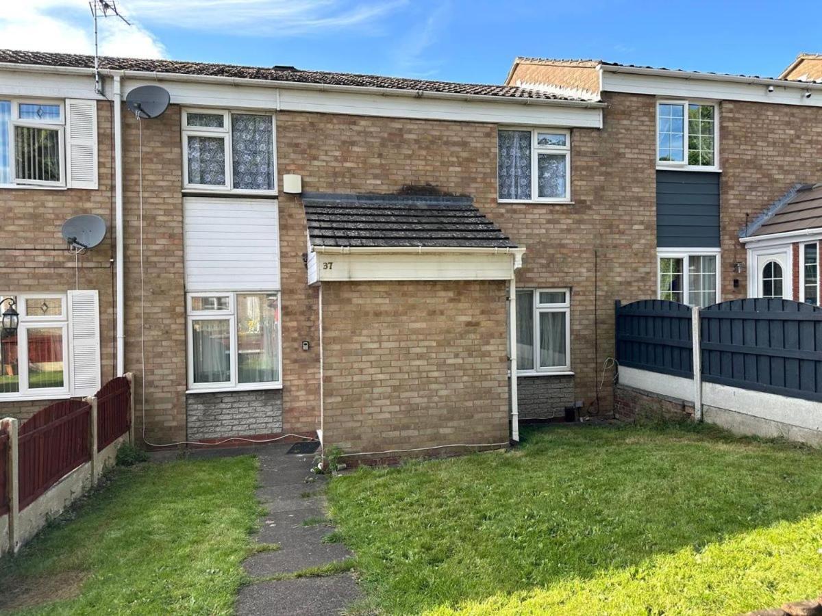 A Charming 3 Bed Home Next To Nec And Birmingham International Airport Marston Green Exteriör bild